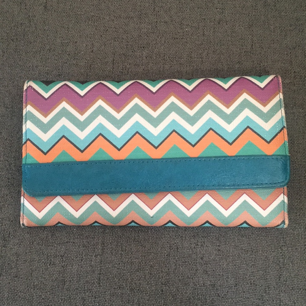 Chevron wallet